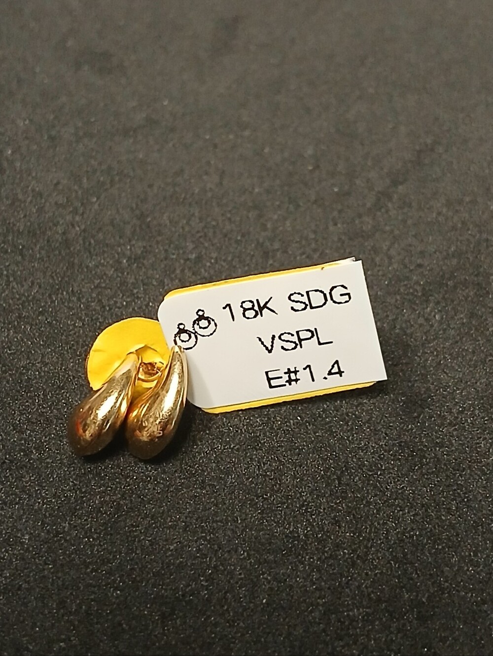 18K Saudi Gold  Earring